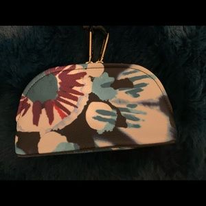 Burberry tie dye Bloomsbury Collection Cosmetic Bag - New